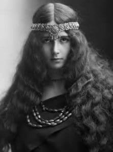 TOP_Magazin_Travel_Europe_art_Herbst_2012_5 P. Nadar, Cleo de Mérode à l'Opéra