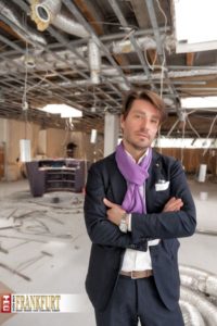Er führt die Tradition von Möller & Schaar in Frankfurt weiter: Adam Schattschneider auf der Baustelle des neuen Stores in der Kaiserhofstraße