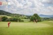 So macht Golfen Spaß Putten mit Blick auf den wunderbaren Spessart