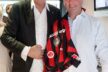 Eintracht Präsident Peter Fischer mit Fiat Deutschland Chef Eric Laforge