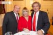 Bankier Friedrich von Metzler und Patricia Riekel Bunte mit Helmut Markwort