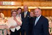 Dr. Gabriele Willner mit FDP Generalsekretärin Nicola Beer Hans Jürgen Lange und Ehepaar Katherine und Dr. Lutz R. Raettig