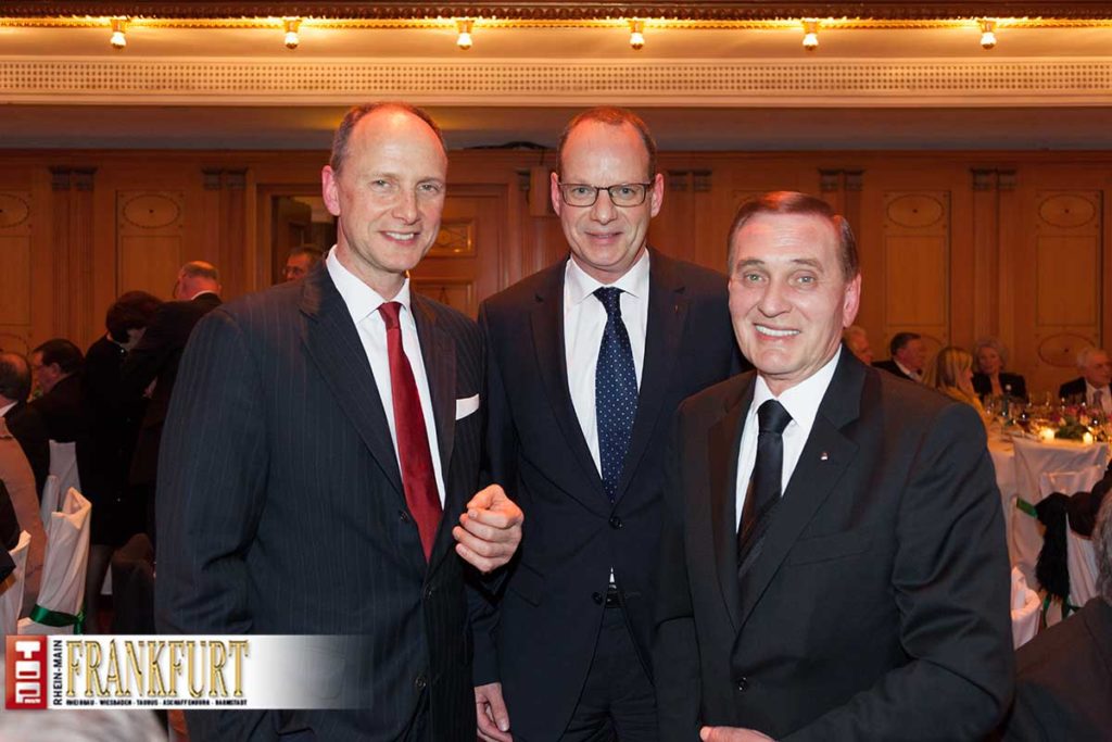 Prof. Jochen Vogel, Dr. Daniel C. Schmid und Hans Strothoff (MHK Group)