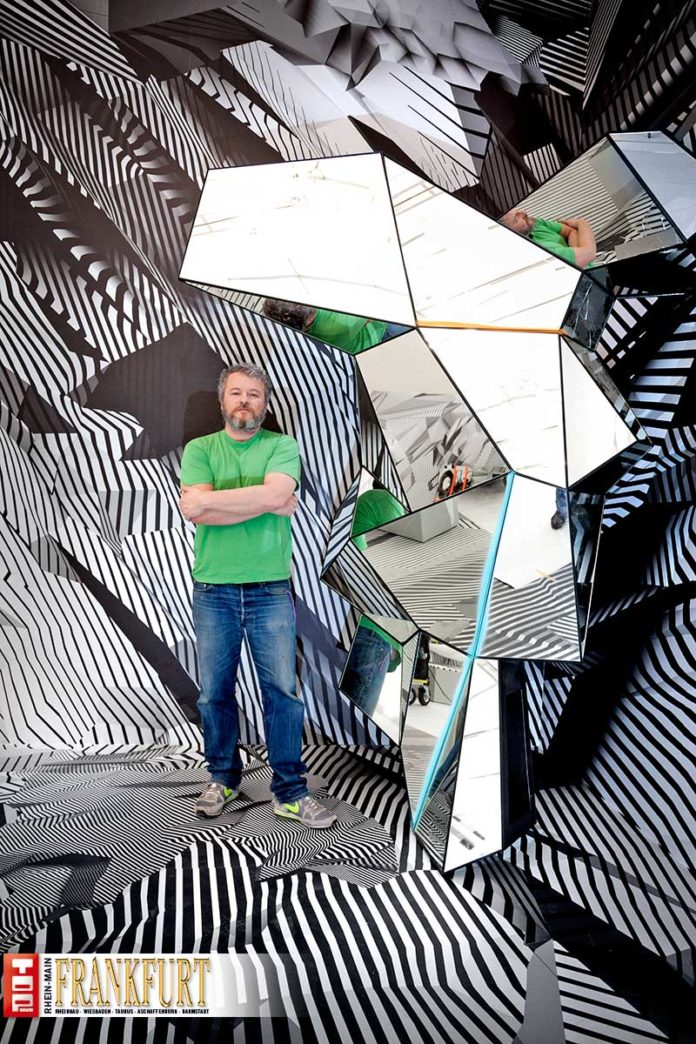 Tobias Rehberger mit einer Arbeit von 2008 Unerfreuliches aus Diskobay