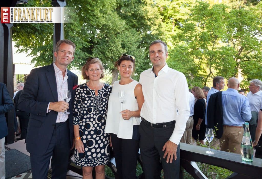 Alexander van Beek (Château Giscours) mit Veronique Sanders (Château Haut-Bailly) und Gaia Gaja (Weingut Angelo Gaja) mit Markus Geigle (Alpina Wein)