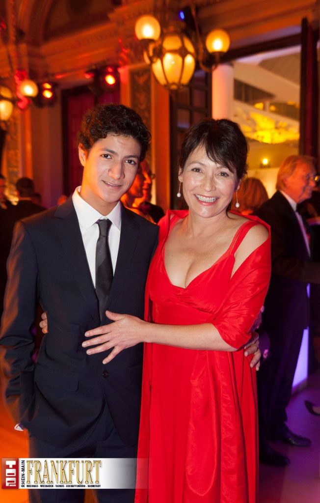 Schauspielerin Anke Sevenich mit Sohn Trevor