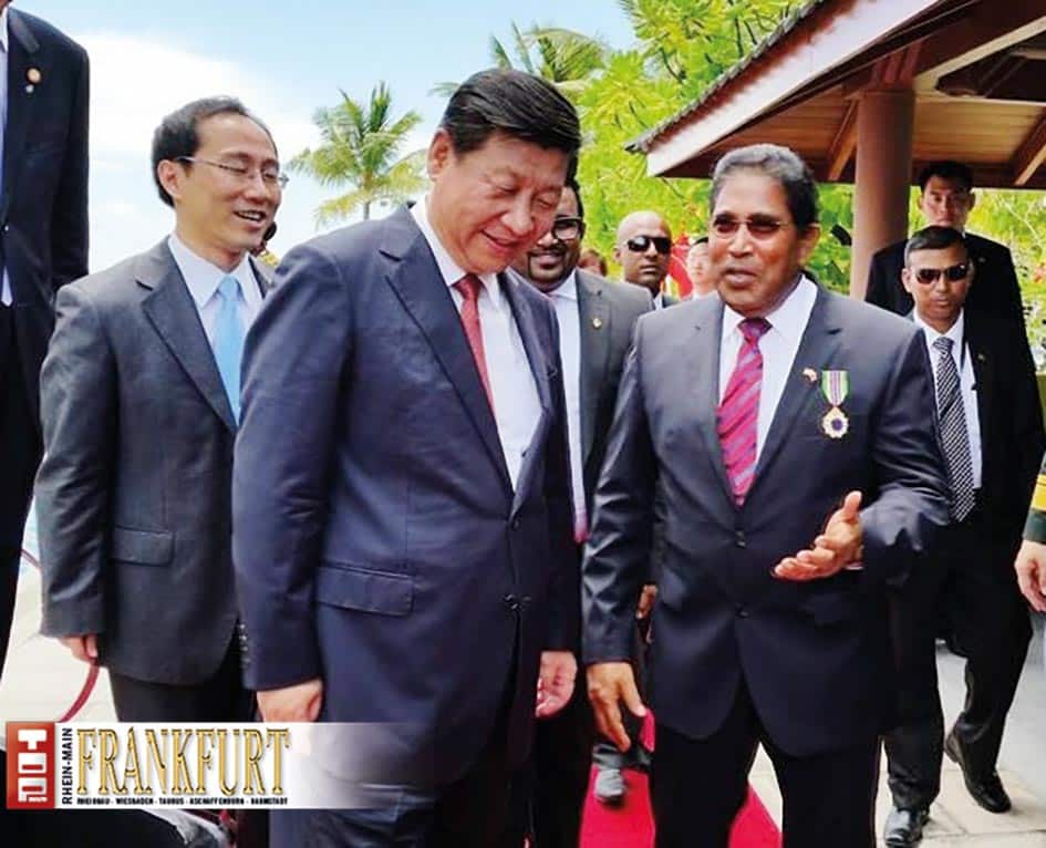 Qasim Ibrahim (re.) begrüßte im September den chinesischen Staatspräsidenten Xi Jinping auf Paradise Island.