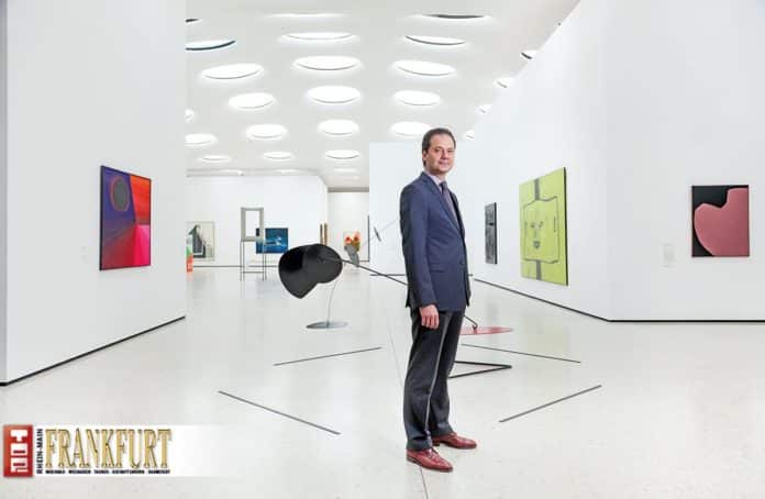 Städel-Direktor Max Hollein im Erweiterungsbau für Gegenwartskunst unter dem Städel Garten