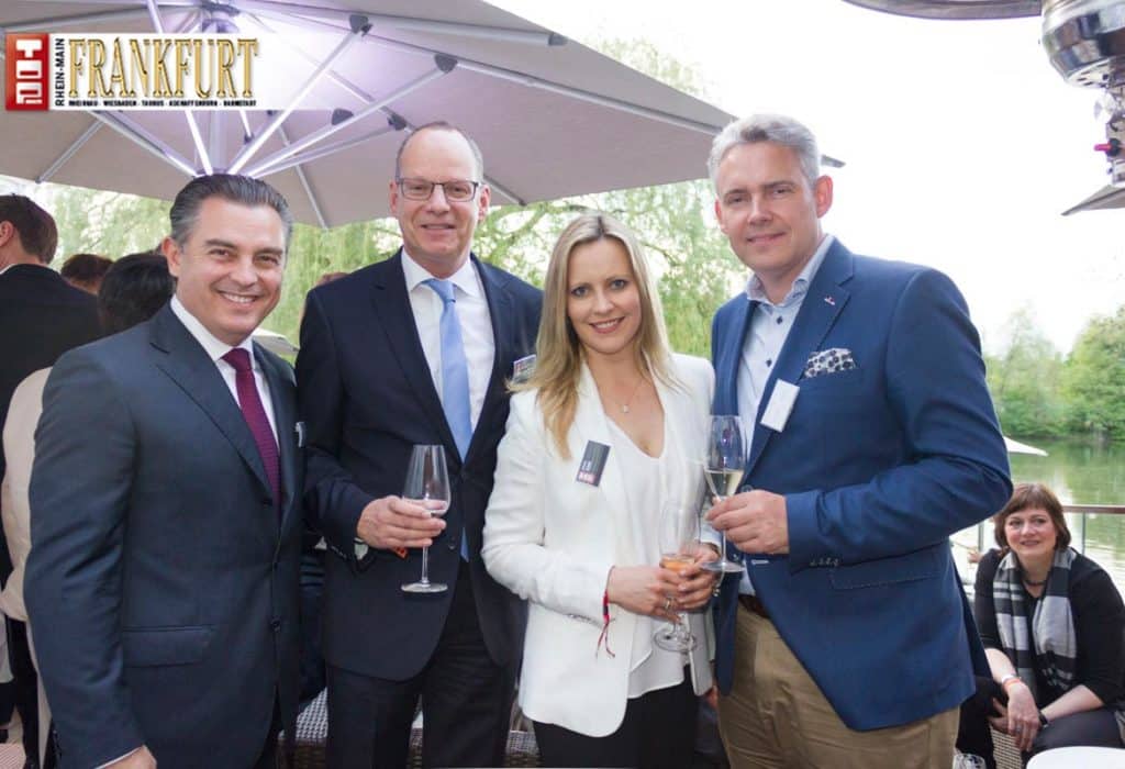 Artan Statovci (Brass Automobile) mit Dr. Daniel C. Schmid (MHK Group), Gabriele Gylyte und Prof. Dr. Oliver Hein