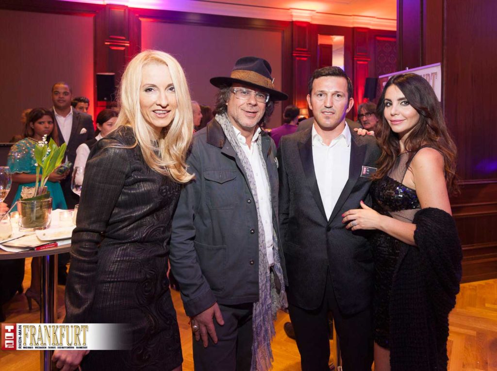 Irena Brncic mit Ardi Goldman, Avni Yerli (Crytek) und Sevinc Yerli (Chili Bang Bang)