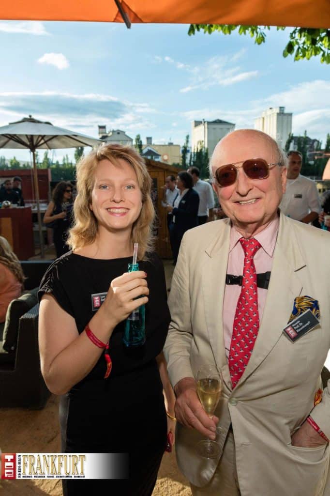 Laura Gerlach mit Prof. Dr. Alexander Riesenkampff