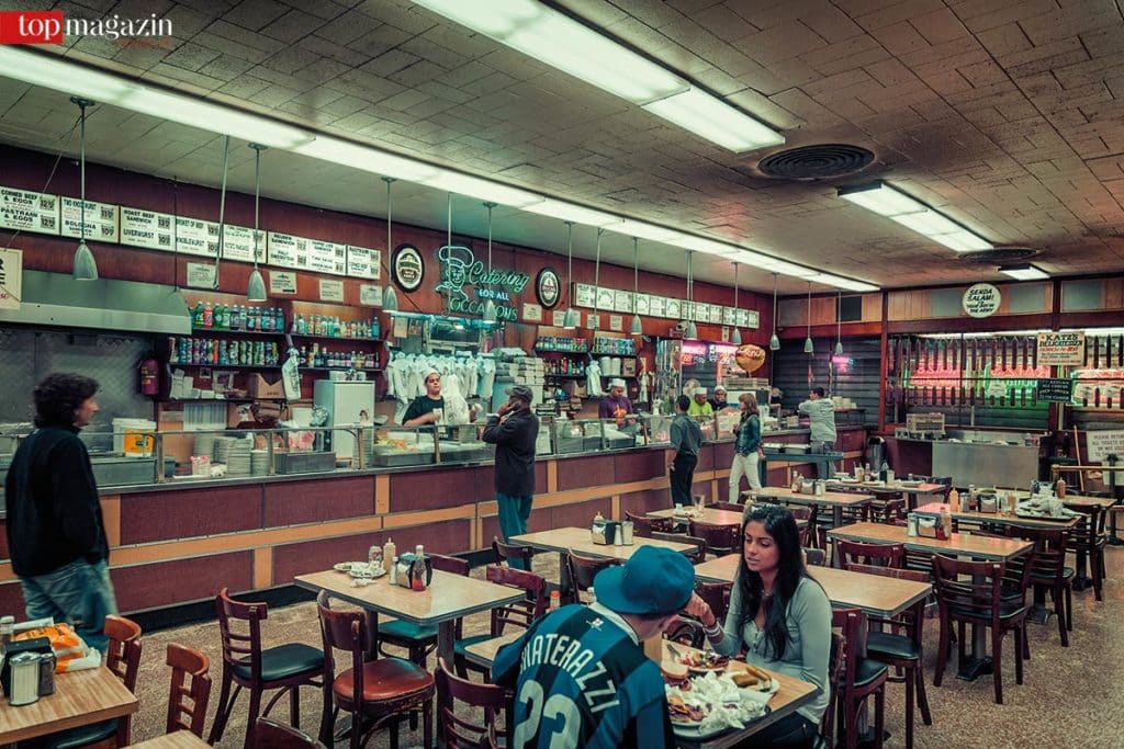 Das legendäre Katz's Delicatessen in der Lower East Side Das legendäre Katz's Delicatessen in der Lower East Side