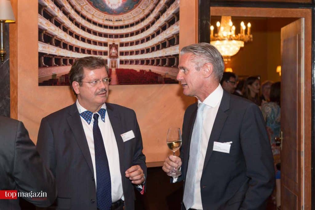 Kunstmanager Harald Bont im Gespräch mit Lutz Schenkel (Spielbank Bad Homburg)