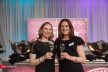 Esther Martin Cap Wein Wolf und Claudia Ewald