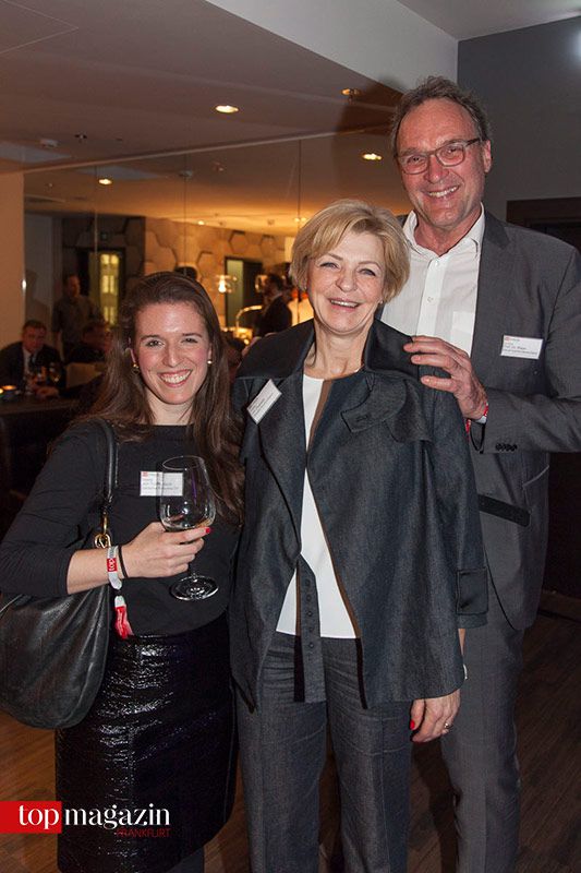 Valerie von Teuffenbach (Deutsches Filminstitut), Anette von Zitzewitz (Zitzewitz Kommunikation) und Prof. Dr. Jochen Maas (Sanofi-Aventis Deutschland)