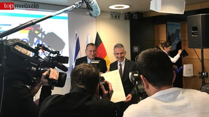 Tel Avivs Bürgermeister Ron Huldai mit Frankfurts Oberbürgermeister Peter Feldmann