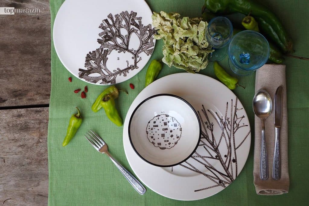 Viele Manufakturen unterziehen sich mit modernen Designs und Farben einer Verjüngungskur, zum Beispiel Portego. Viele Manufakturen unterziehen sich mit modernen Designs und Farben einer Verjüngungskur, zum Beispiel Portego.