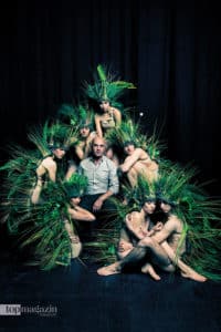 Jacopo Godani mit seinen Tänzern der Dresden Frankfurt Dance Company Jacopo Godani mit seinen Tänzern der Dresden Frankfurt Dance Company