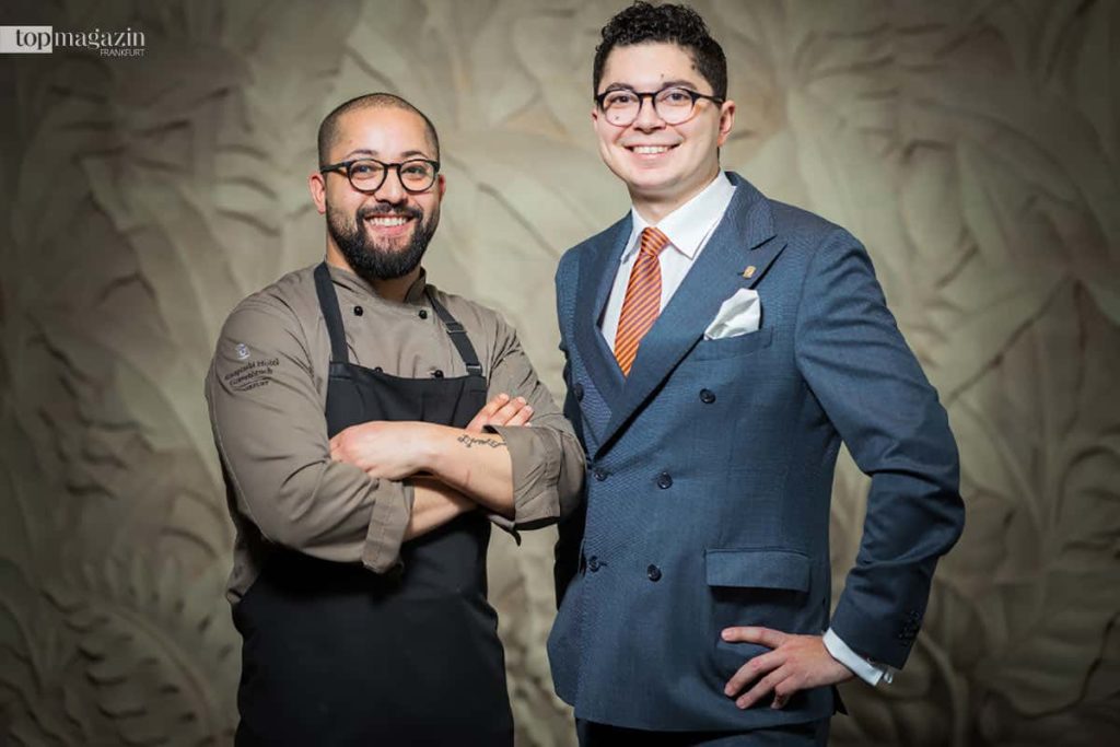 Koch Mohamed Agouni und-Restaurantleiter Gabriel Apitzsch Koch Mohamed Agouni und-Restaurantleiter Gabriel Apitzsch