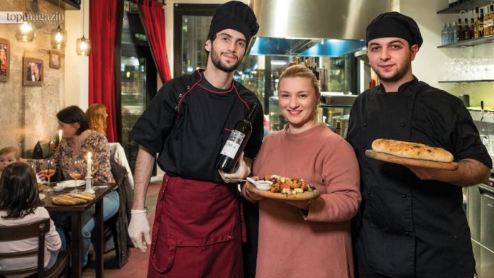 Nino Kambegashvili mit ihren Köchen Joseb und Giorgi Bakanidze