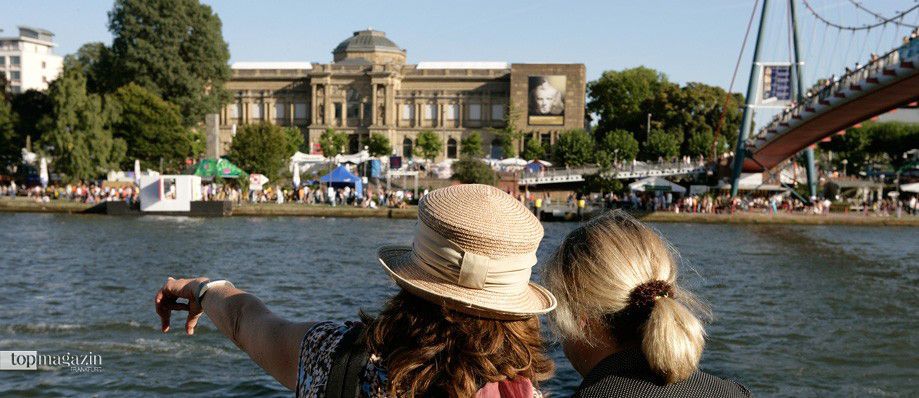 Die teilnehmenden Museen bieten eine beeindruckende Zahl an Führungen - für Einsteiger, für Fachkundige, für Familien und natürlich auch für Kinder Die teilnehmenden Museen bieten eine beeindruckende Zahl an Führungen - für Einsteiger, für Fachkundige, für Familien und natürlich auch für Kinder