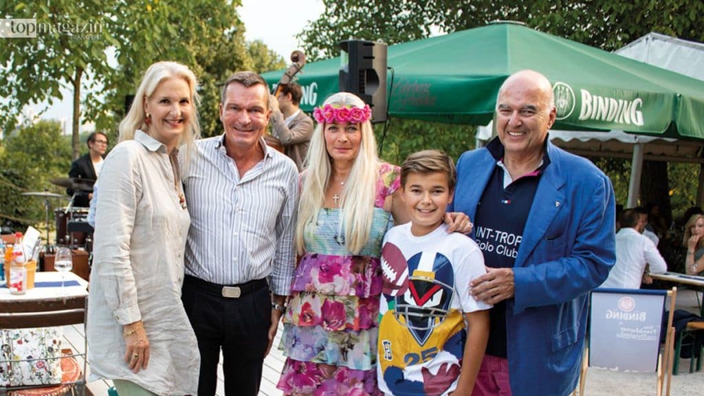 Petra und Oliver Munzel und Ahmet und Simone Pekkip (Pekkip Holding) mit ihrem Sohn Cem-Perry Petra und Oliver Munzel und Ahmet und Simone Pekkip (Pekkip Holding) mit ihrem Sohn Cem-Perry