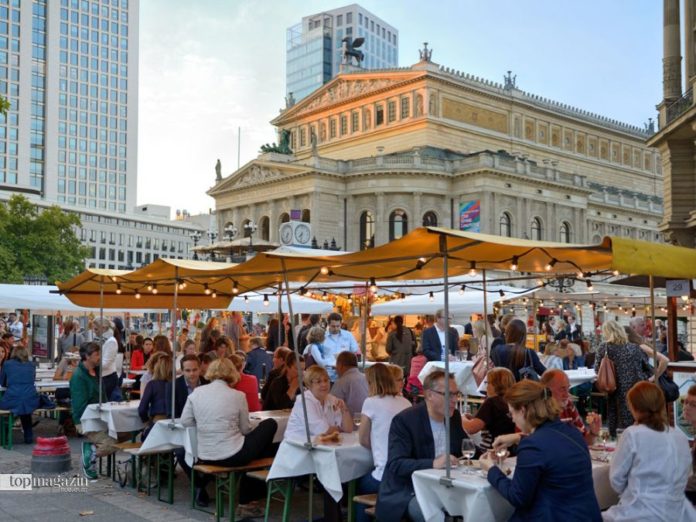 Weinfest Freßgass Frankfurt am Opernplatz