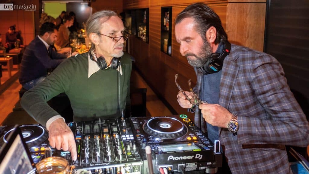 Die DJs George Klivinyi und Mario Vecera Die DJs George Klivinyi und Mario Vecera