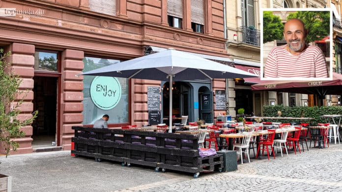 ENJOY heißt das erste Eis-Café am Opernplatz von Omid Enj