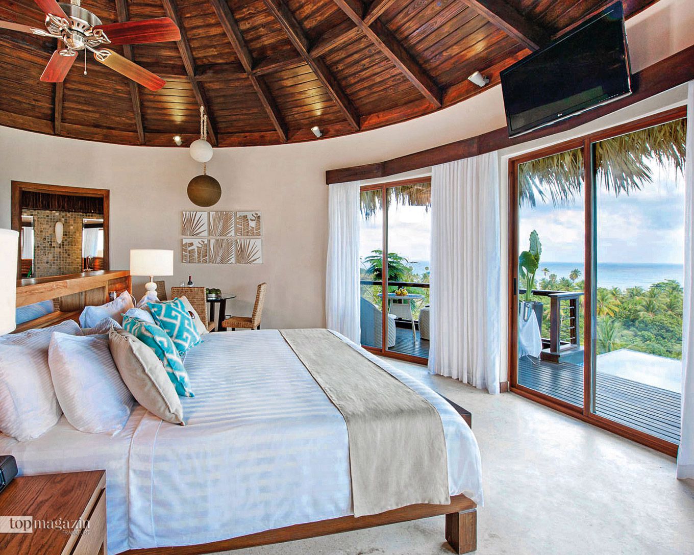 Casa Bonita Tropical Lodge – Ocean View Suite Casa Bonita Tropical Lodge – Ocean View Suite
