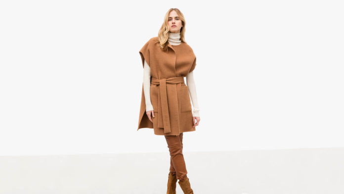 Barsha Poncho by Iris Van Arnim