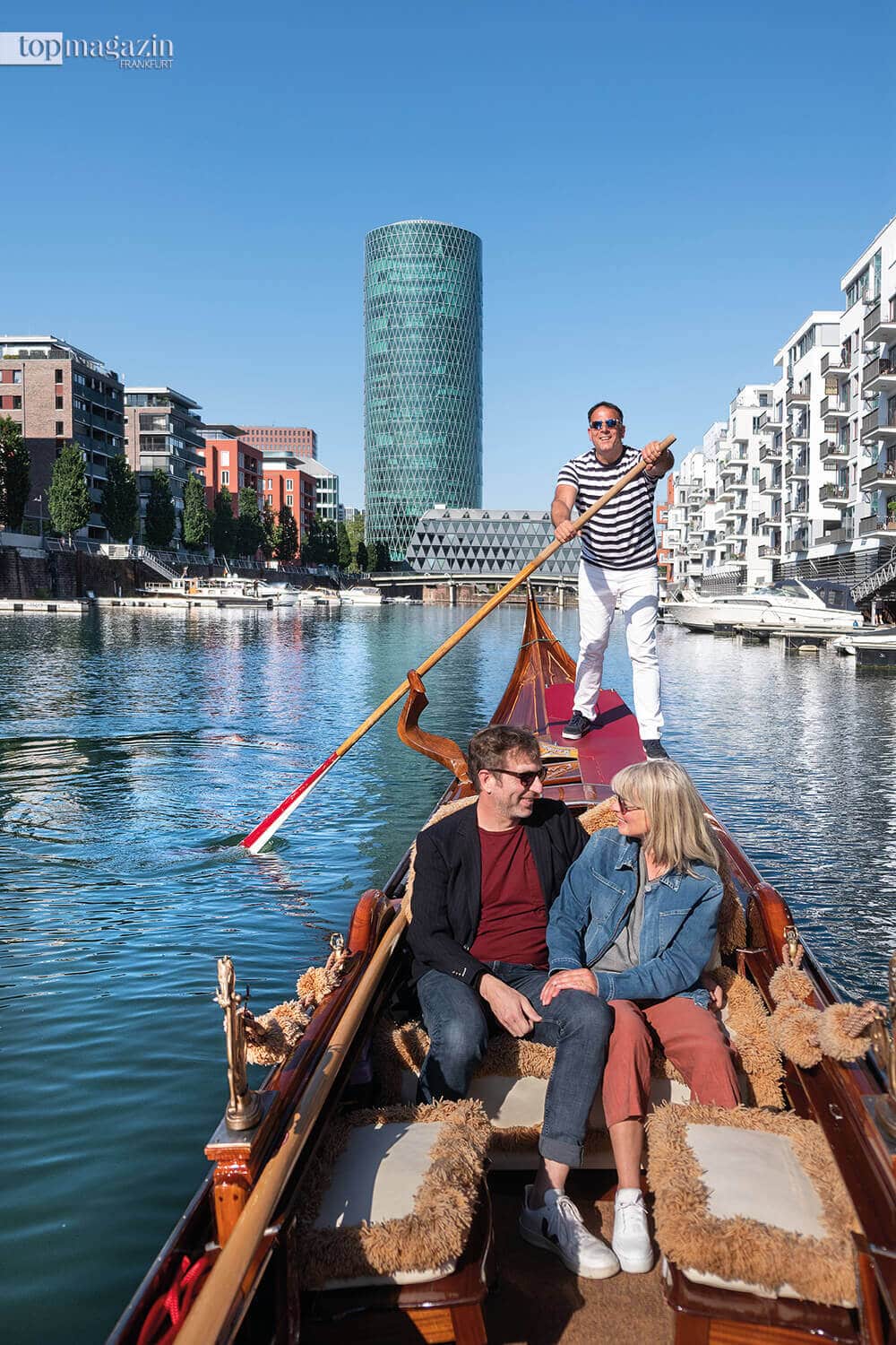 Beim FFM samt er richtig ab Beim FFM samt er richtig ab