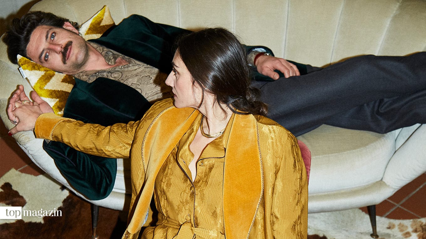 Fürs Shooting warf sich das Designer-Duo selbst in die maskulin-feminine Moda Elegante!