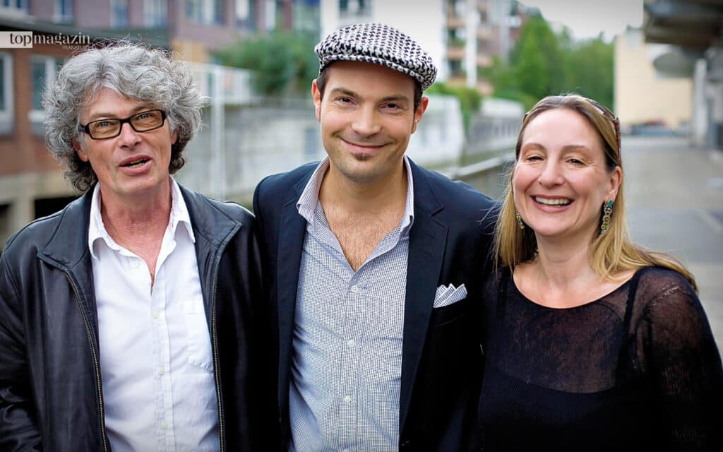 So klingt das zweite Hesse-Projekt-Album „Verliebt in die verrückte Welt“. Auch dafür konnten Schönherz und Fleer namhafte Schaupieler und Musiker wie Roger Cicero gewinnen