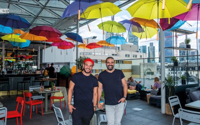 Die Betreiber der Bar David Rodrigues Wellenbacher und Serkan Dagistanli