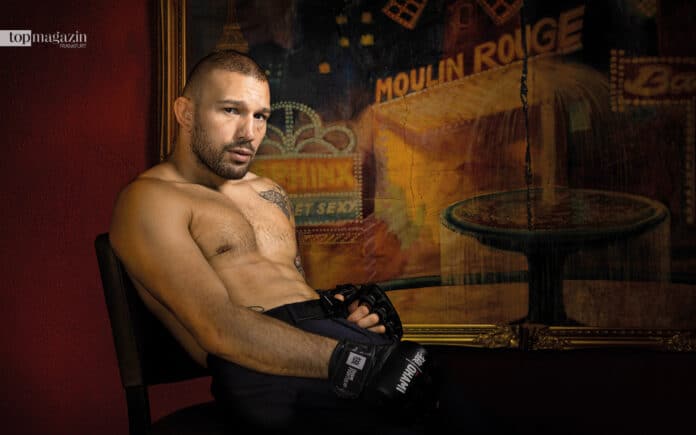 Clubchef und Kampfsportler: Max Coga betreibt die Pik Dame in dritter Generation