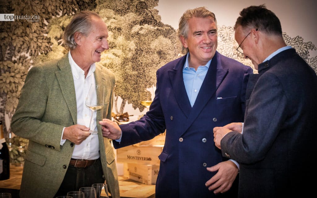 Dr. Horst Mayer mit Gastgeber Ralf Frenzel und Stefan Mayer-Schierning