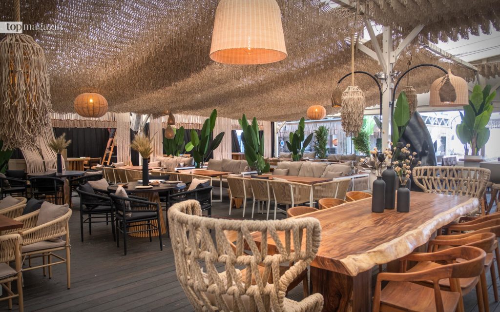 Alle Möbel und Accessoires im Gaia Frankfurt wurden original aus Griechenland aufs Rooftop nach Frankfurt importiert.