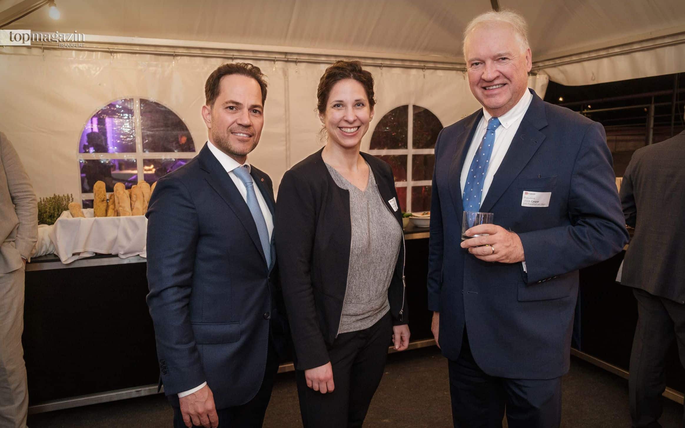 Top Lounge in der Frankfurter Botschaft: Business, Beach & BBQ