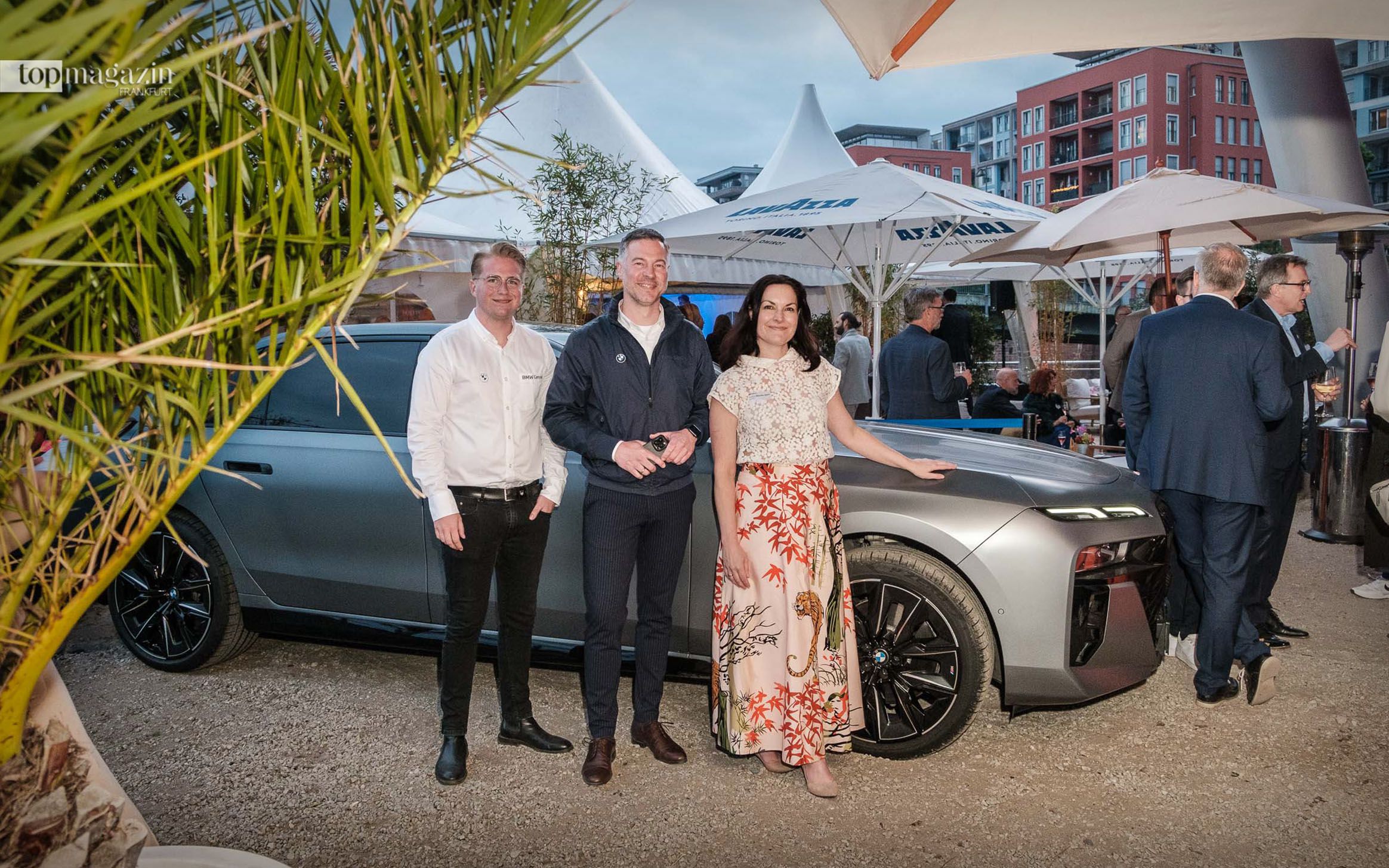 Top Lounge in der Frankfurter Botschaft: Business, Beach & BBQ