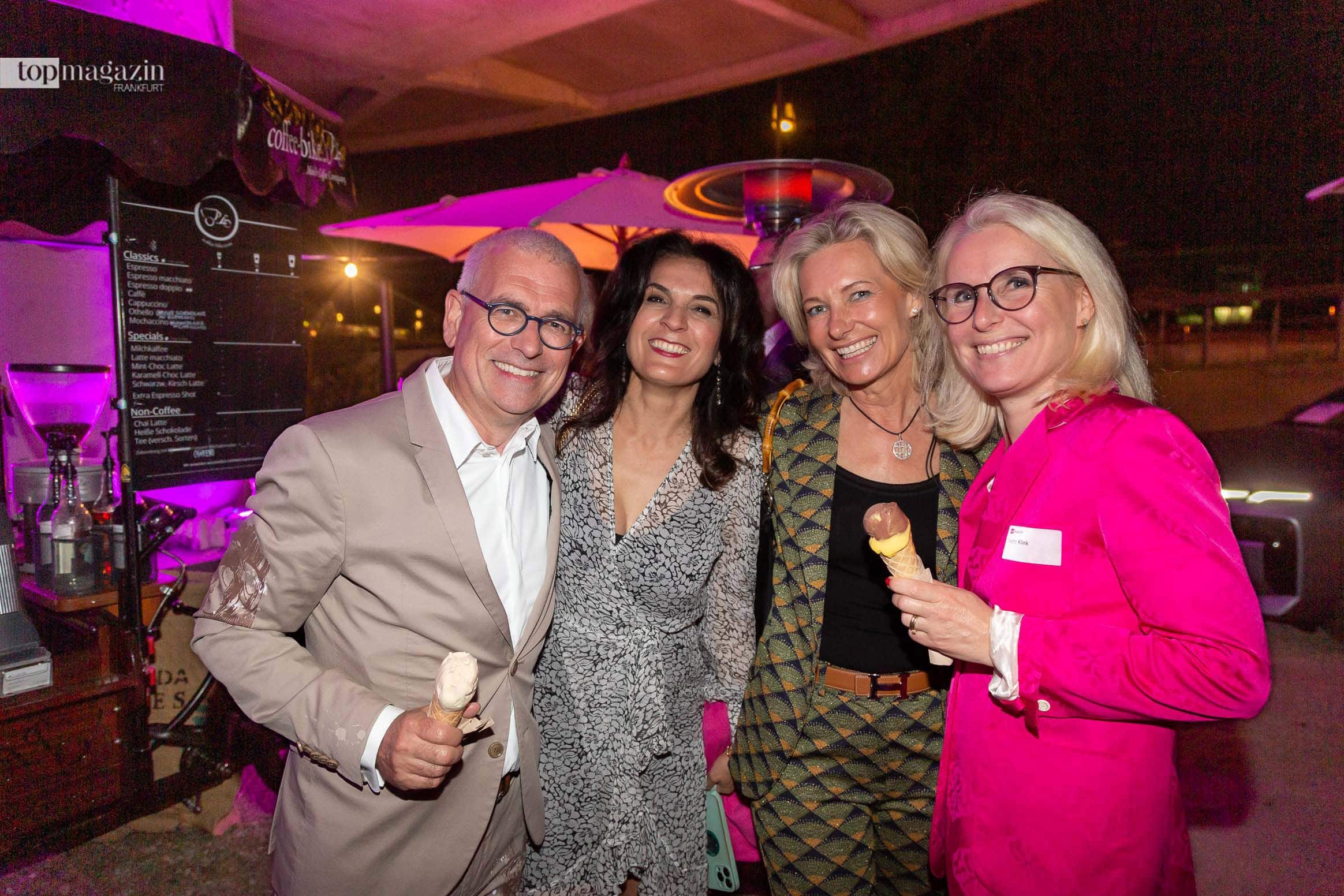 Top Lounge in der Frankfurter Botschaft: Business, Beach & BBQ