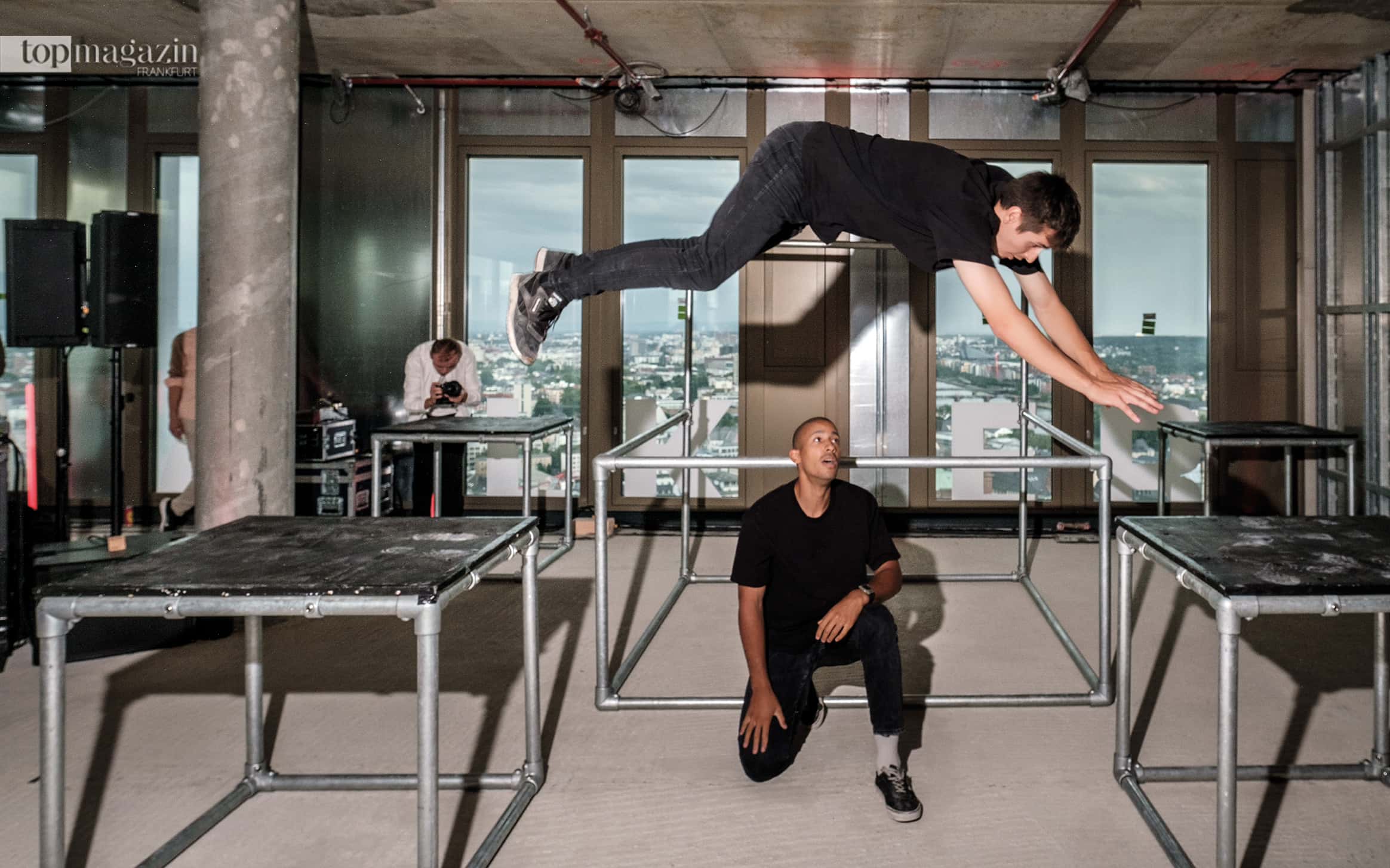 Die „Flyguys“ begeisterten mit einer atemberaubenden Parkour Show