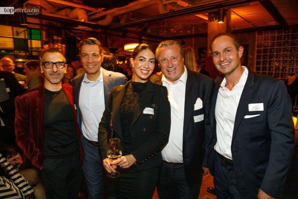 Anoshirvan Haghnazari (Haghnazari Teppiche), Sassan Hilgendorf (von Poll), Ioanna Tsiantopoulou (Bludau Partners Executive Consultants), Daniel Ritter (von Poll) und Kaan Bludau (Bludau Partners Executive Consultants)