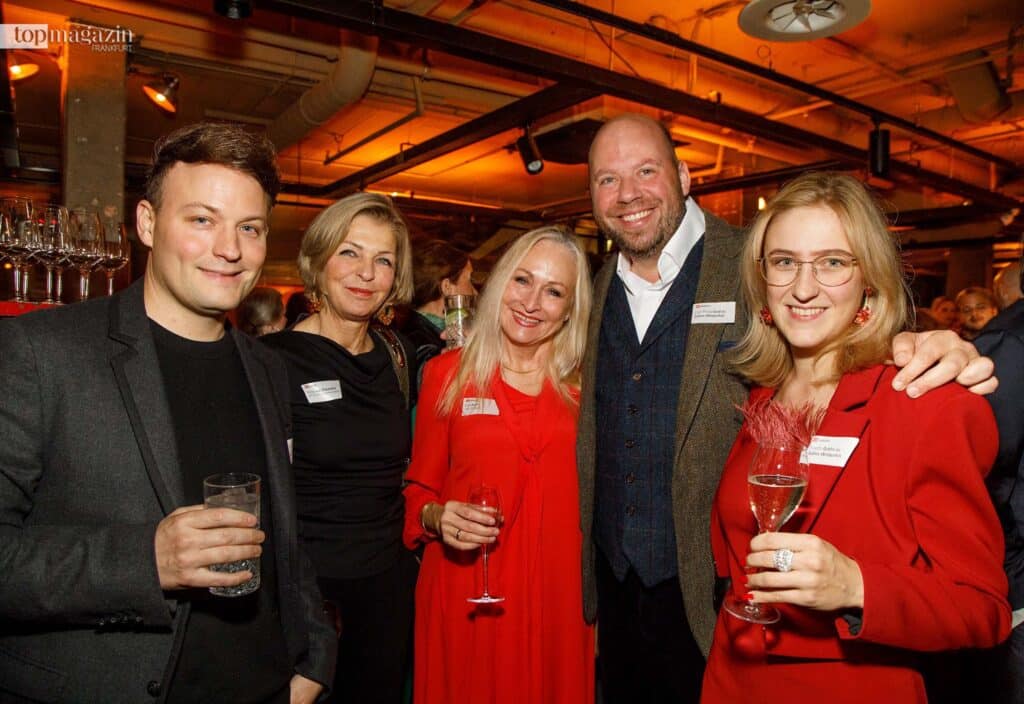 Holger Faust mit Kommunikationsexpertin Anette von Zitzewitz , Kitti Pohl (Top Magazin), Carl-Philip Graf zu Solms-Wildenfels mit Naomi Gräfin zu Solms-Wildenfels