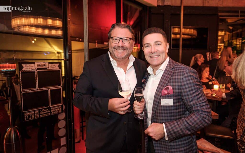 Thomas Weber (Deutsche Beteiligungs AG) mit Dr. med. Mithat Bayindir (Dr. Bay´s Aesthetics)