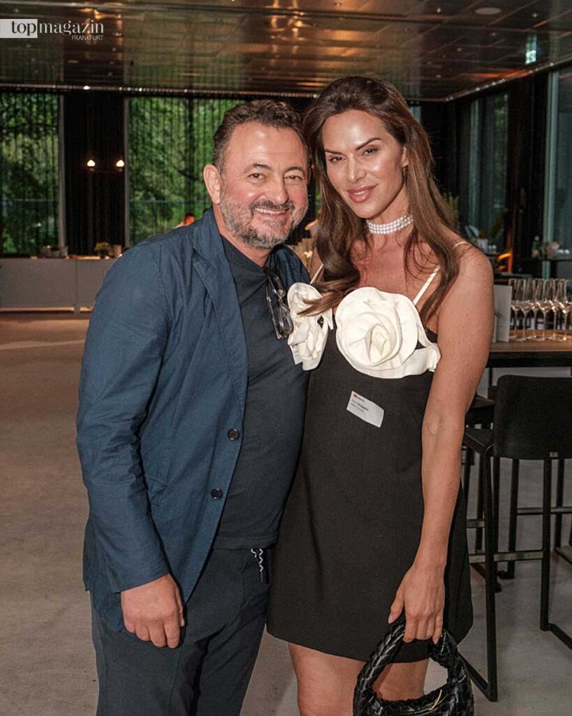 Alex Urseanu (Gekko Group) mit Freundin Diana Bürgin (Glowed) im denkmalgeschützten Pavillon des Central Parx