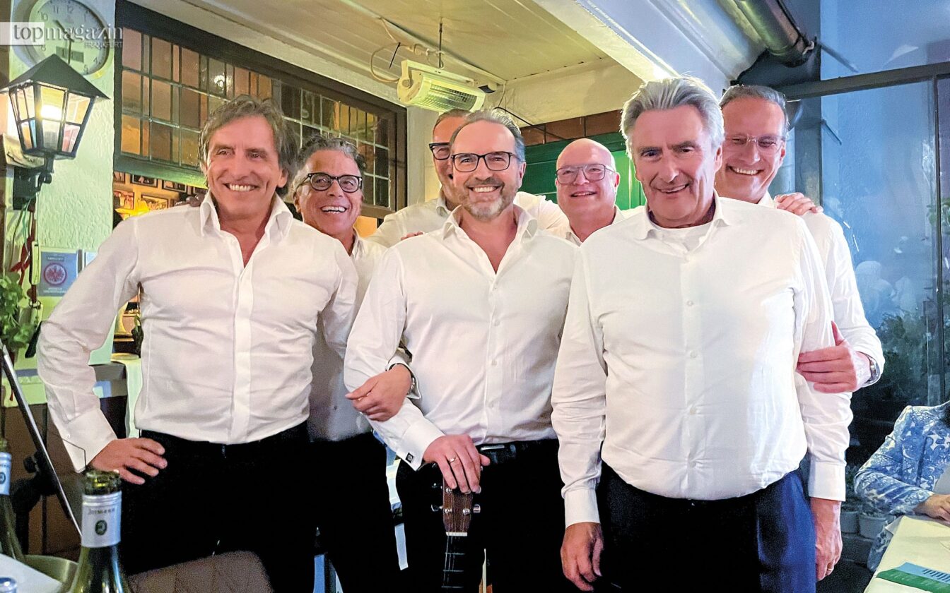 Fußball-Legende Dieter Müller feiert 70. Geburtstag