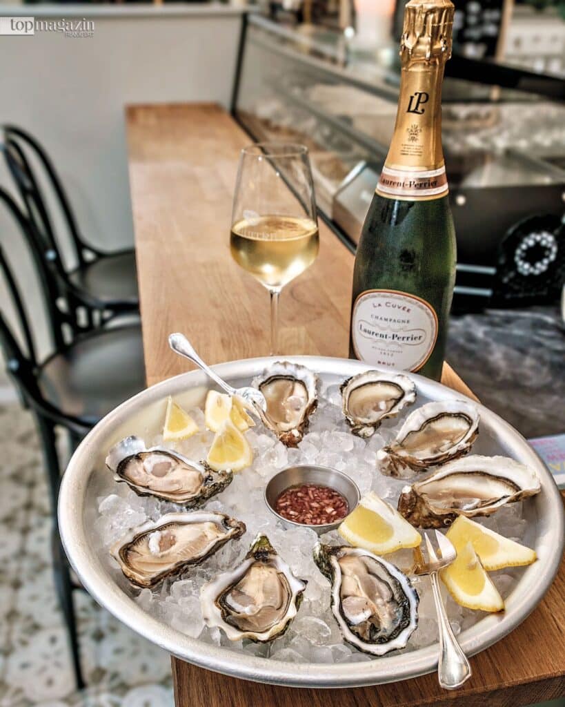 Die frischen Austern im L´Huitre genießt man am besten mit einem Gläschen Crémant