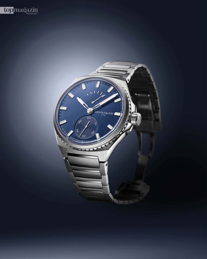 Die neue Sportuhr Longitude Titanium von Arnold & Son (Foto: Arnold & Son)