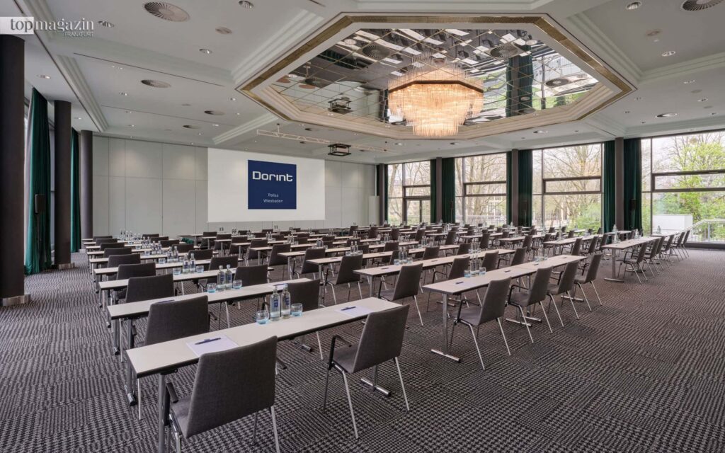 Komplett renoviert und technisch auf dem neuesten Stand: Wiesbadens größter Ballsaal, Raum „Genf“, im Dorint Pallas Wiesbaden (Foto: Dorint Hotel Wiesbaden)